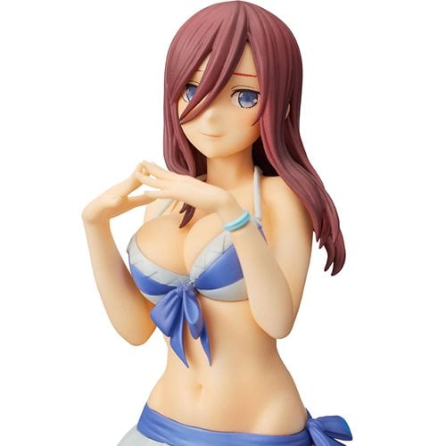 The Quintessential Quintuplets Miku Nakano Premium Statue